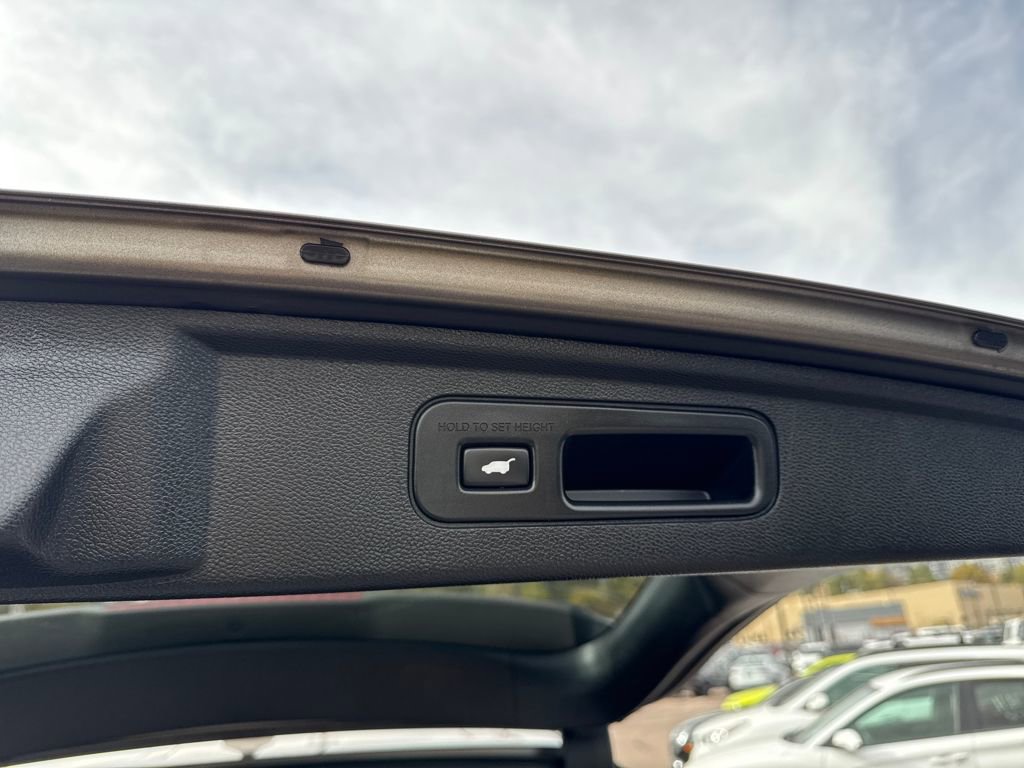 Used 2021 Honda Odyssey Elite image 22