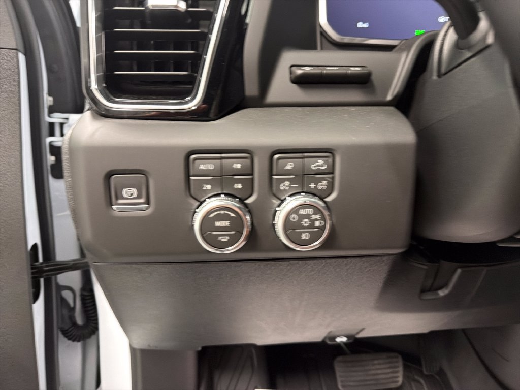New 2026 GMC Sierra 3500 Denali Ultimate AWD/4WD image 19