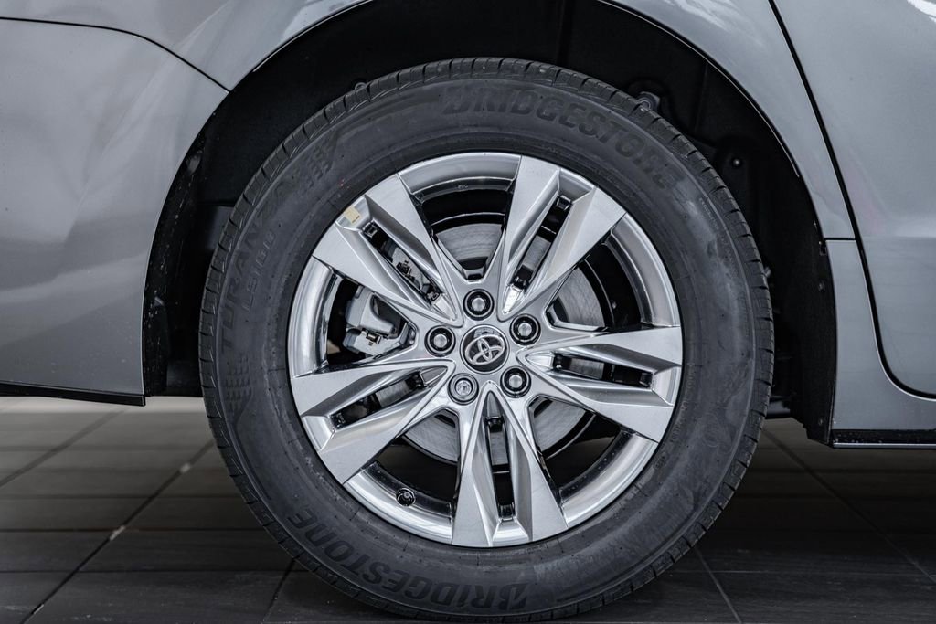 New 2026 Toyota Sienna Limited image 19