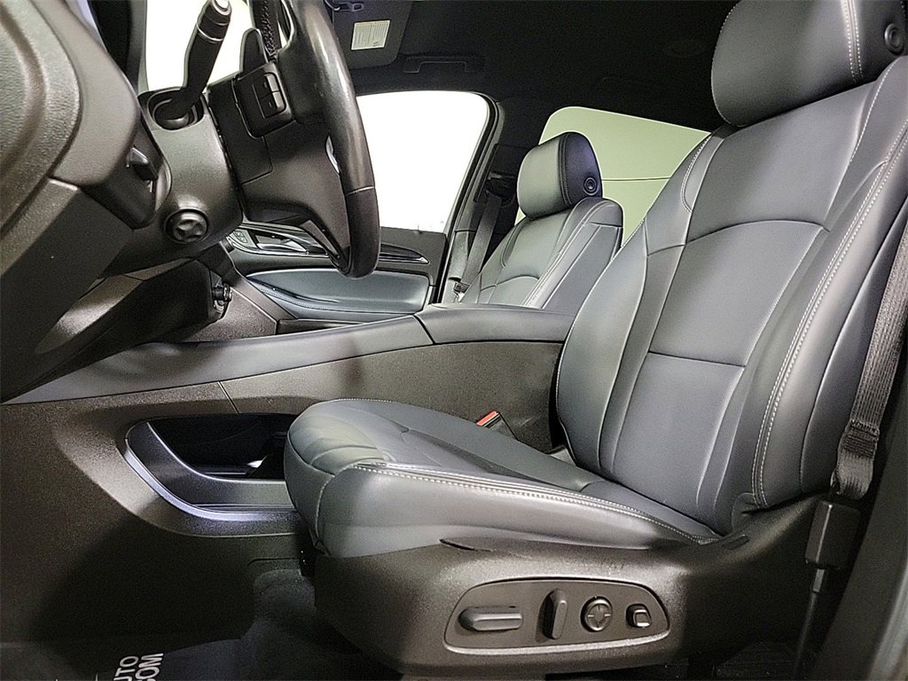 Used 2022 Buick Enclave Premium w/ Surround and Sites Package image 11