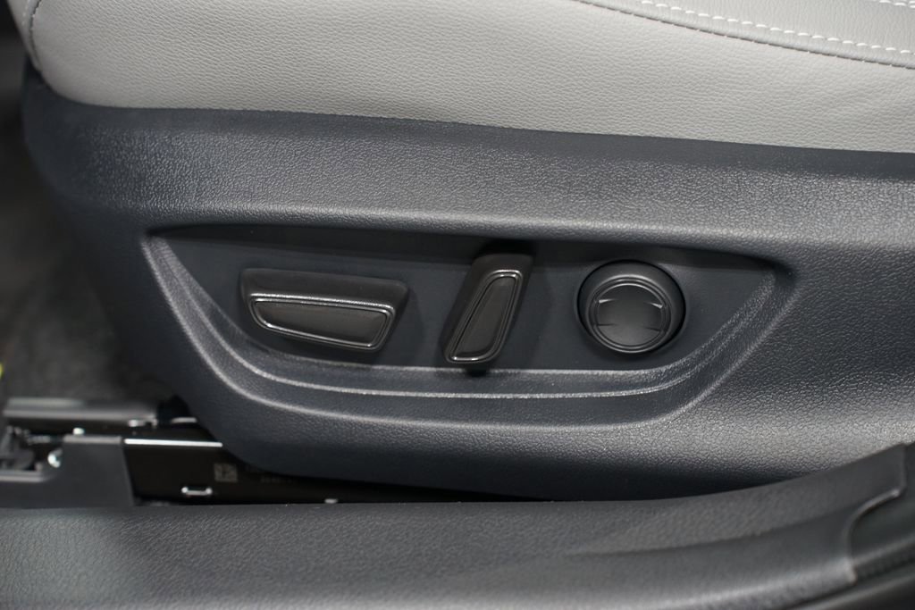 New 2026 Toyota Camry SE image 34