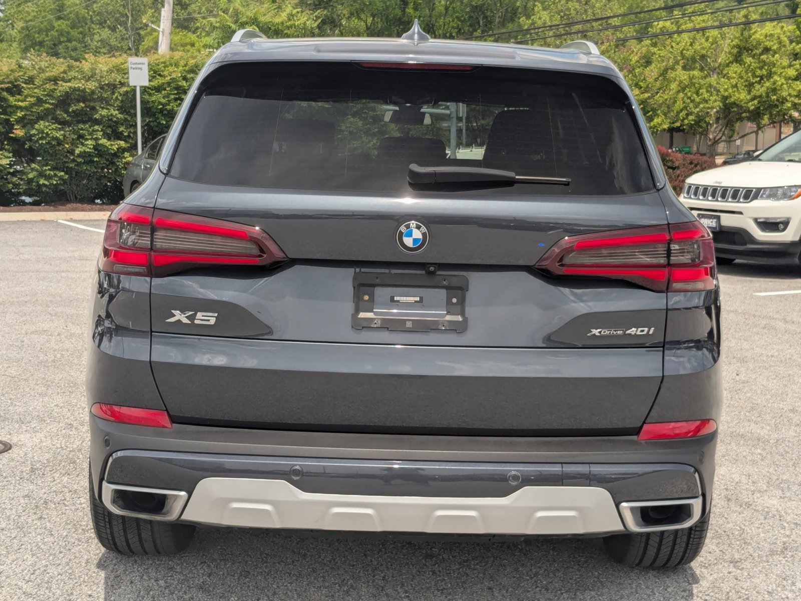 Used 2022 BMW X5 xDrive40i w/ Premium Package AWD/4WD image 11