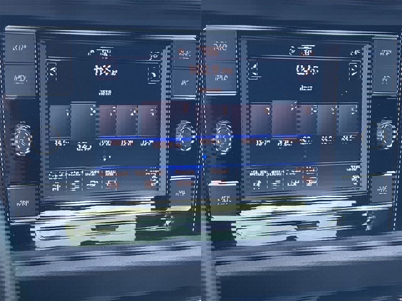 Certified 2024 Volkswagen Jetta Sport image 22