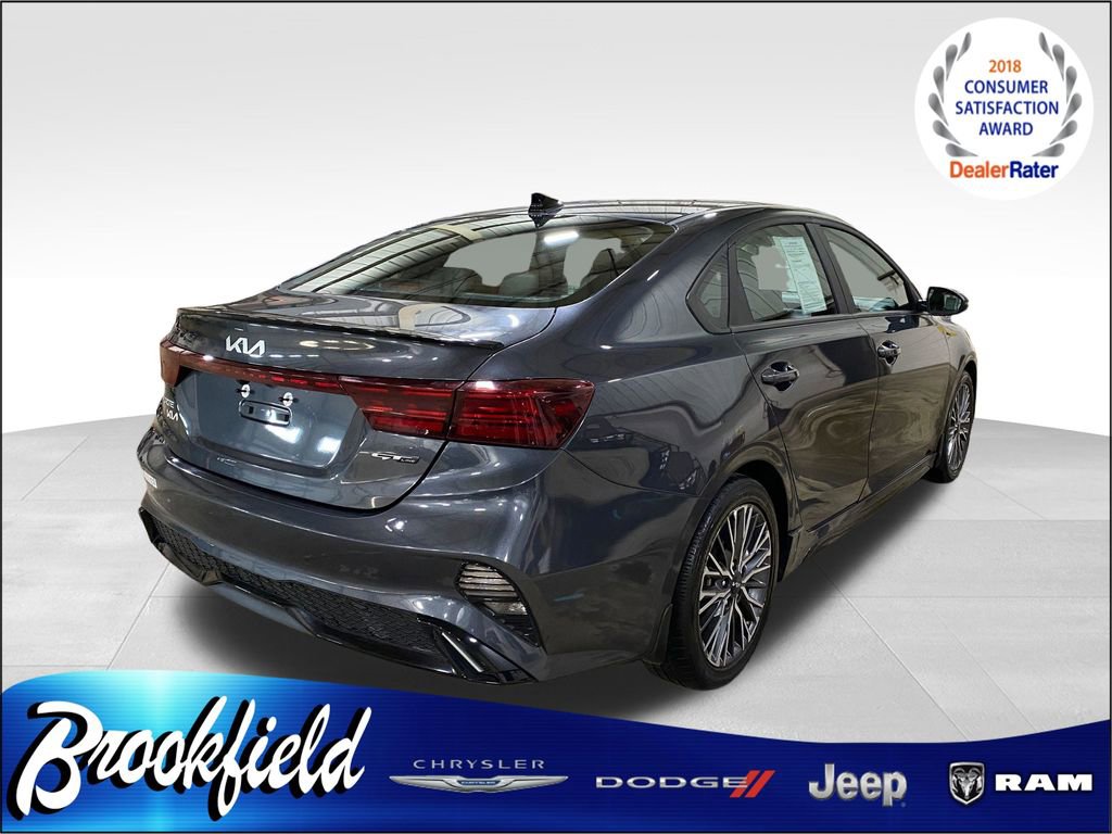 Used 2024 Kia Forte GT-Line w/ GT-Line Premium Package image 8