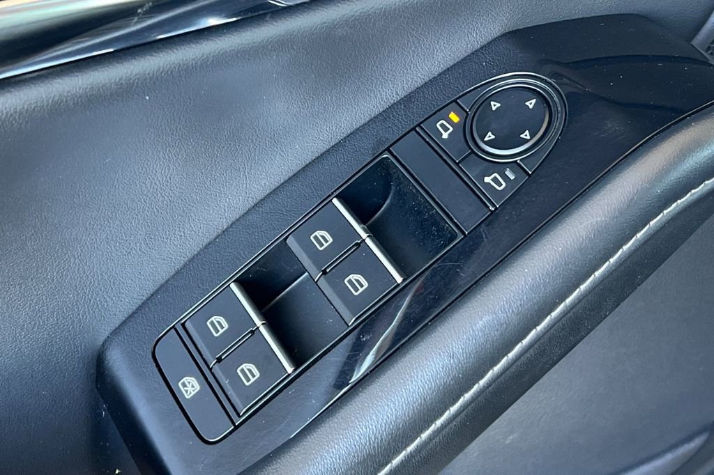 Certified 2025 MAZDA CX-30 AWD 2.5 S w/ Preferred Package image 14