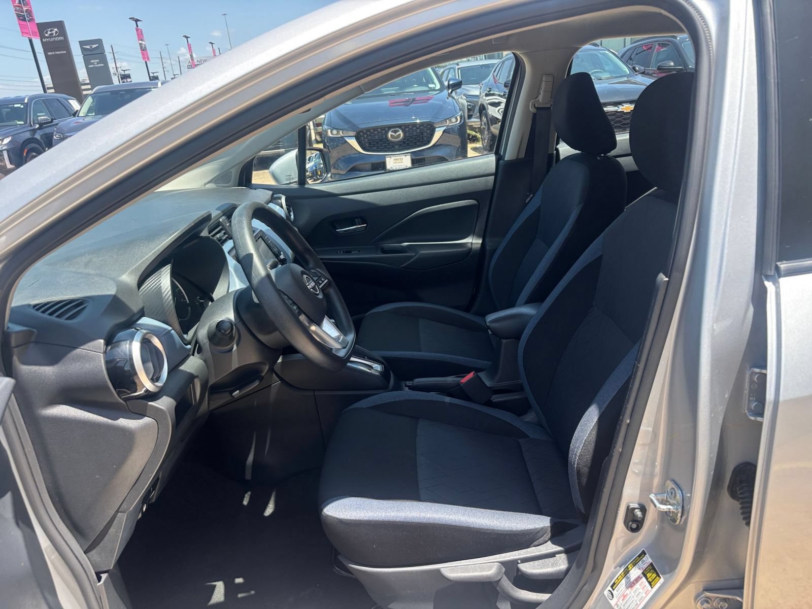 Used 2025 Nissan Versa SV FWD image 24