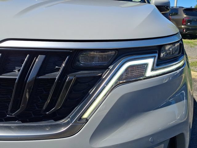 Certified 2024 Kia Carnival EX FWD image 9