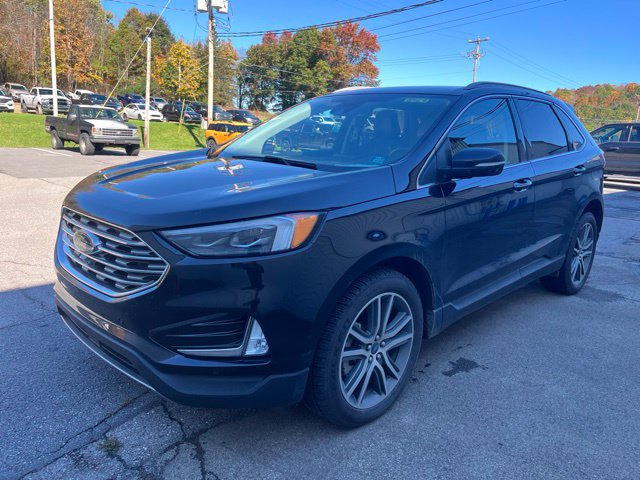 Used 2022 Ford Edge Titanium w/ Equipment Group 301A AWD/4WD image 9