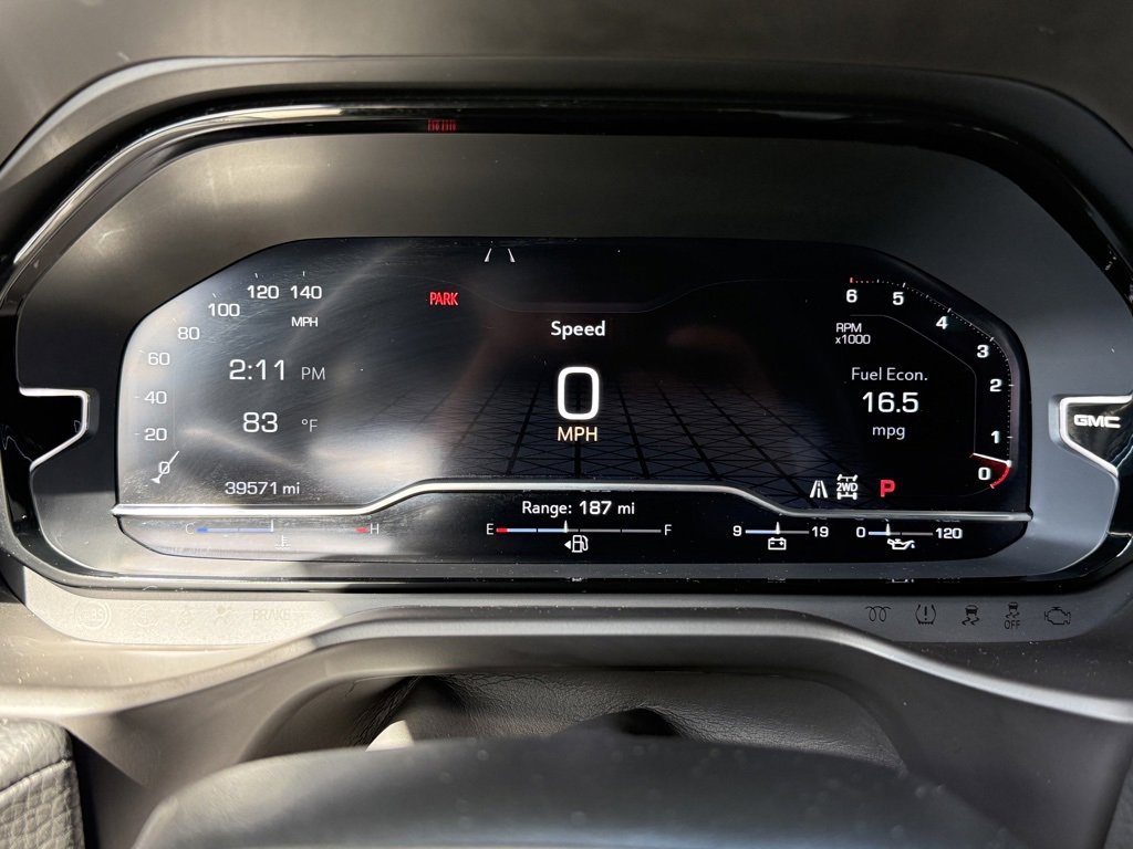 Certified 2024 GMC Yukon XL Denali image 31