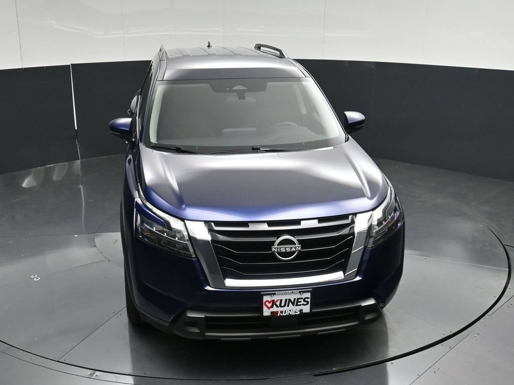 Used 2025 Nissan Pathfinder SV AWD/4WD image 47