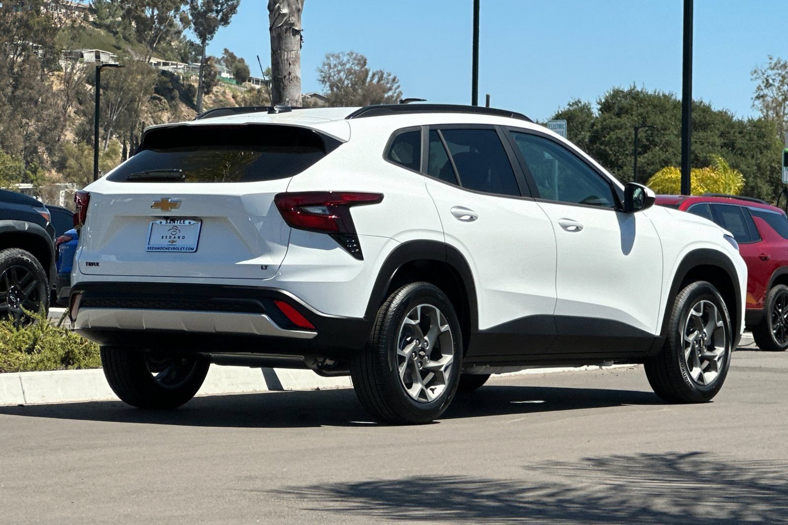 New 2026 Chevrolet Trax LT FWD image 4