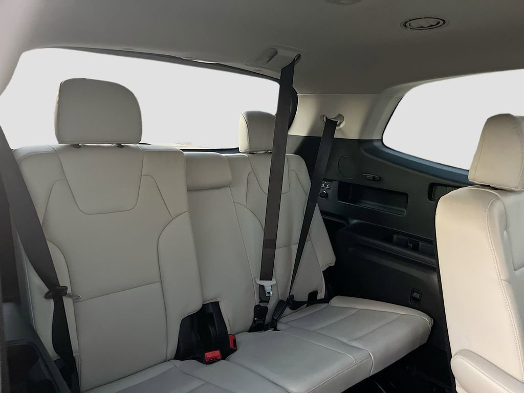 Used 2023 Kia Telluride EX w/ EX Captain's Chair Package FWD image 29