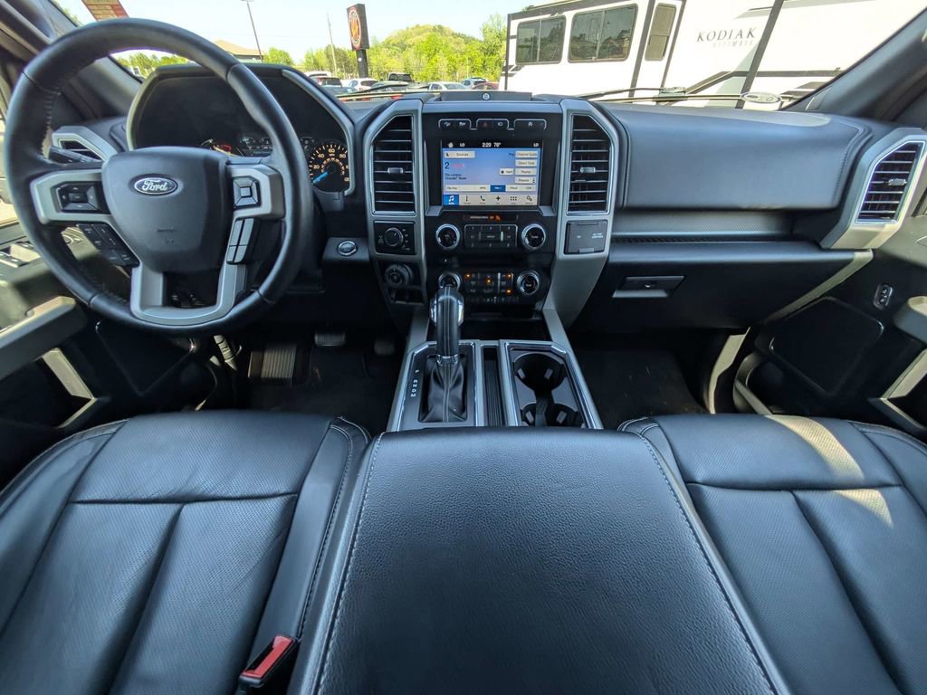 Used 2018 Ford F150 Lariat w/ Equipment Group 502A Luxury AWD/4WD image 15