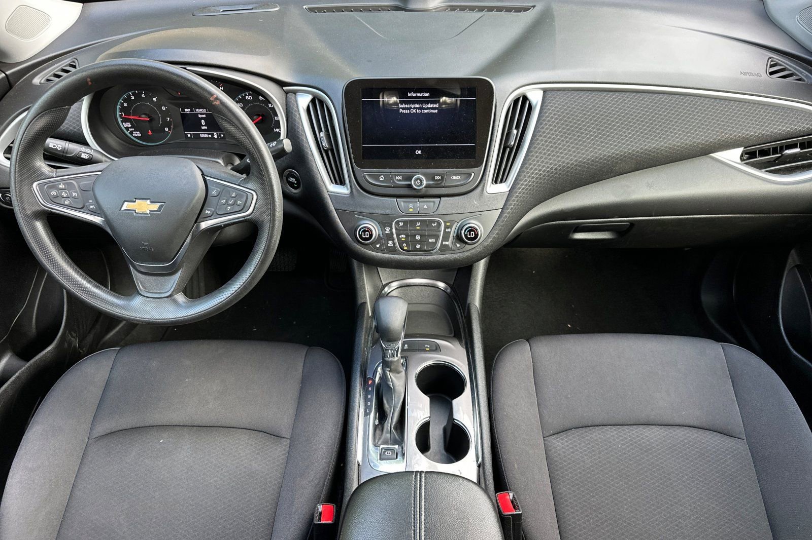 Used 2024 Chevrolet Malibu LT FWD image 9