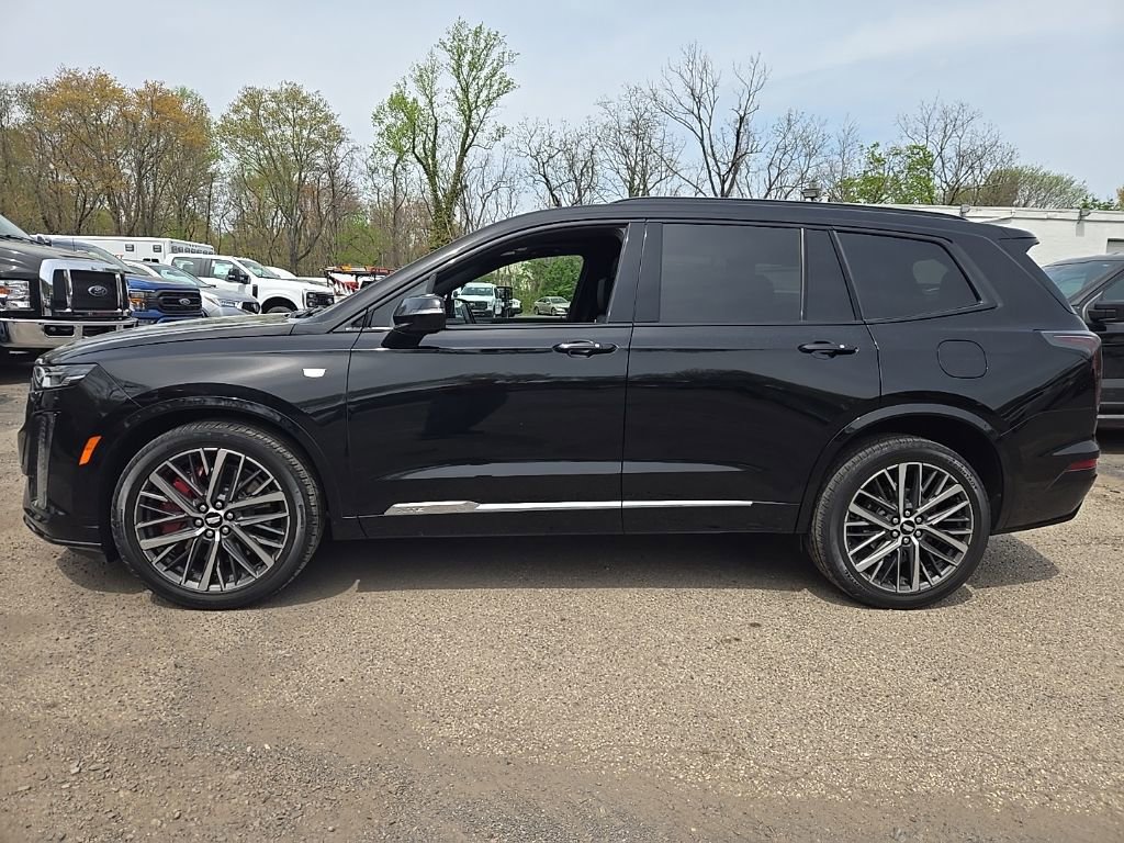 Used 2023 Cadillac XT6 Sport AWD/4WD image 9