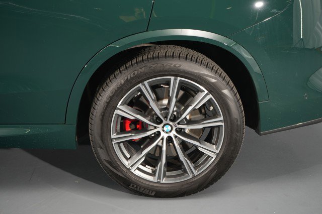 Used 2026 BMW X5 xDrive50e w/ M Sport Package AWD/4WD image 54