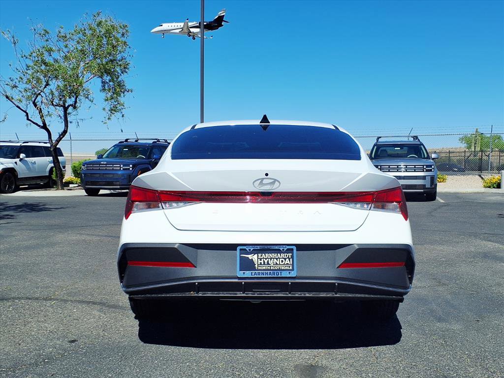 New 2026 Hyundai Elantra SE image 5