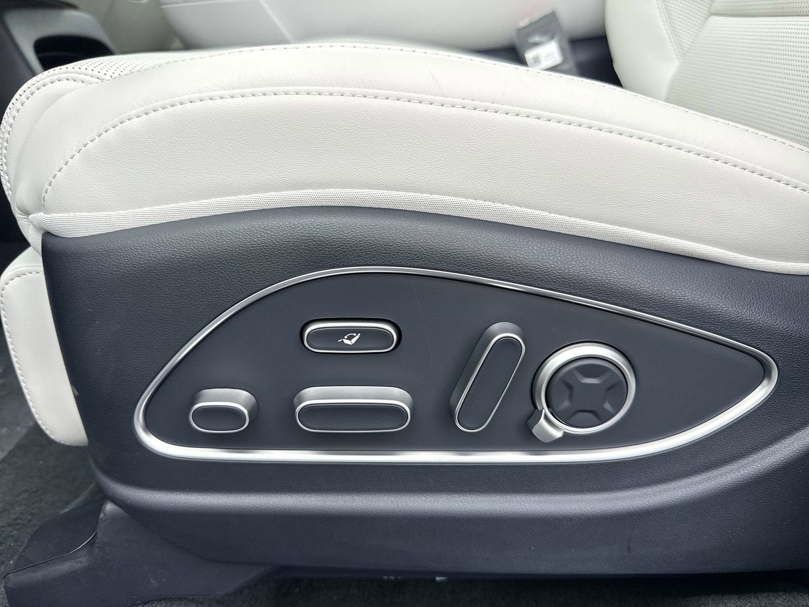 New 2026 Hyundai Palisade Calligraphy image 14