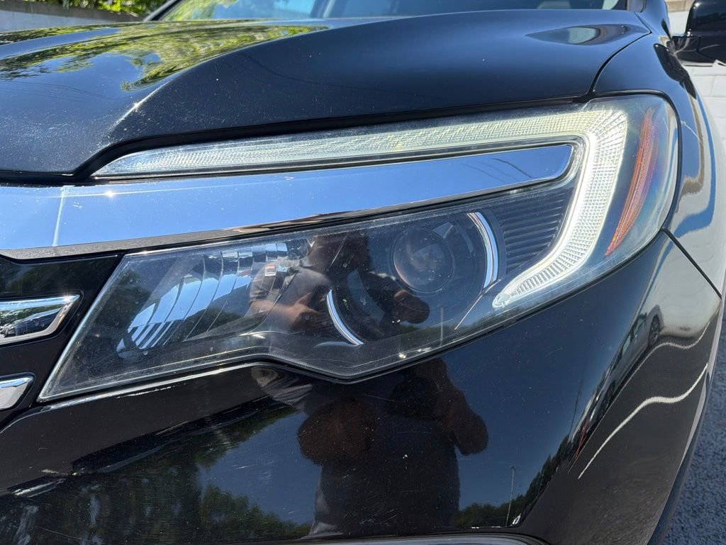 Used 2017 Honda Pilot Touring image 10