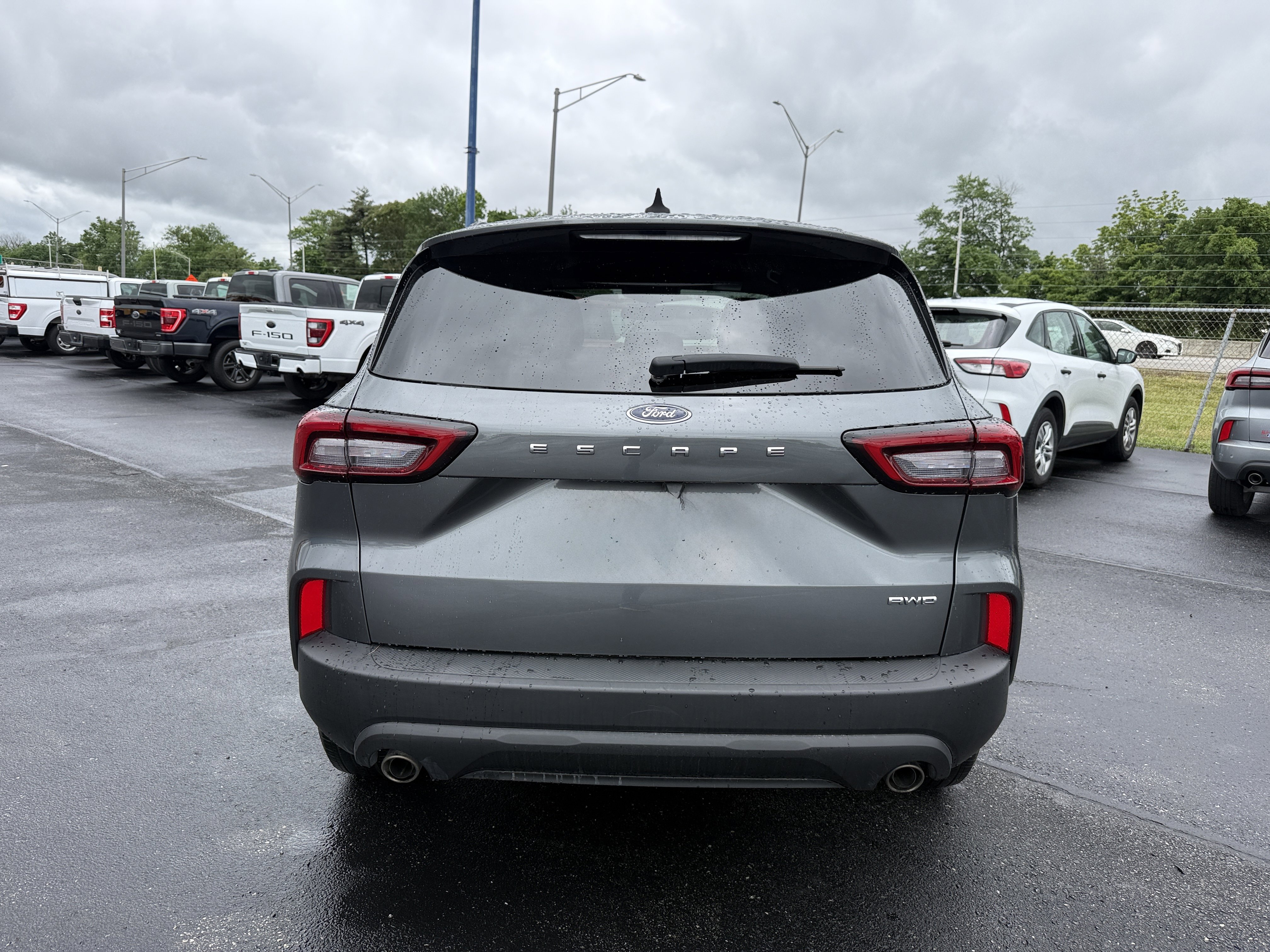 Used 2025 Ford Escape ST-Line AWD/4WD image 5