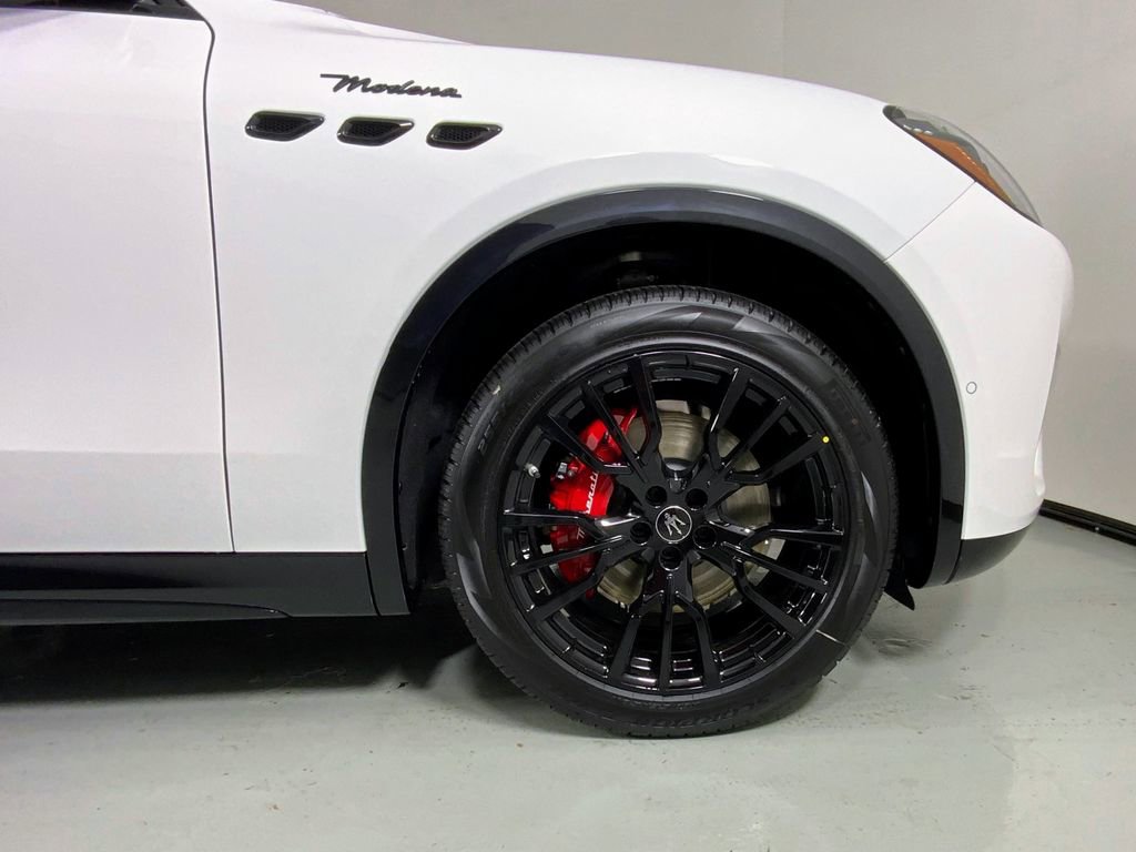 New 2025 Maserati Grecale Modena AWD/4WD image 5