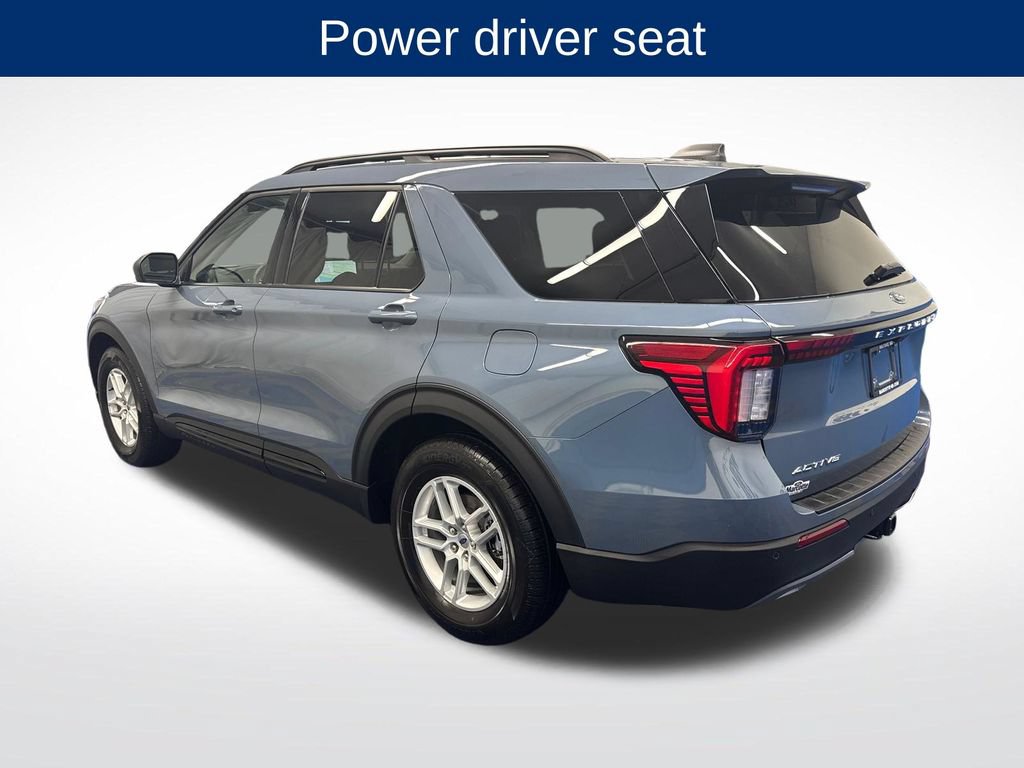 Certified 2026 Ford Explorer Active w/ Active Comfort Package RWD image 3