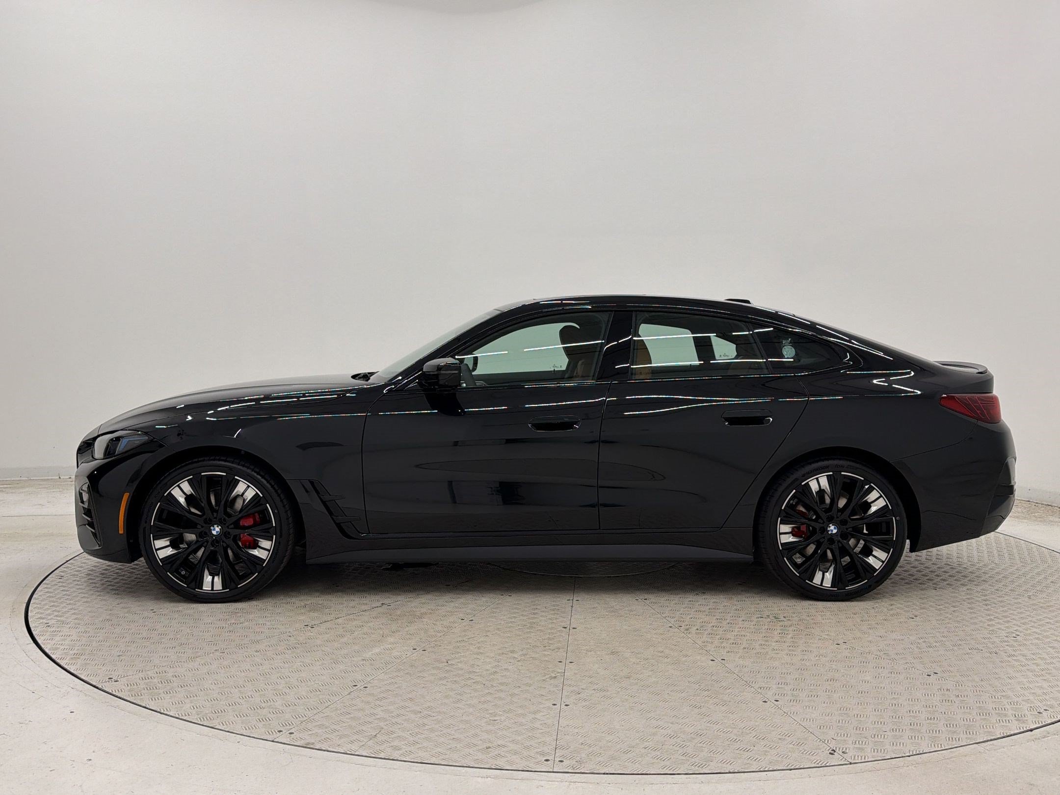New 2026 BMW 430i w/ M Sport Package RWD image 2