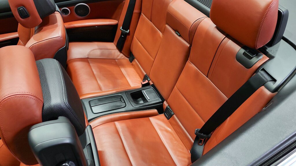 Used 2012 BMW M3 Convertible RWD image 29