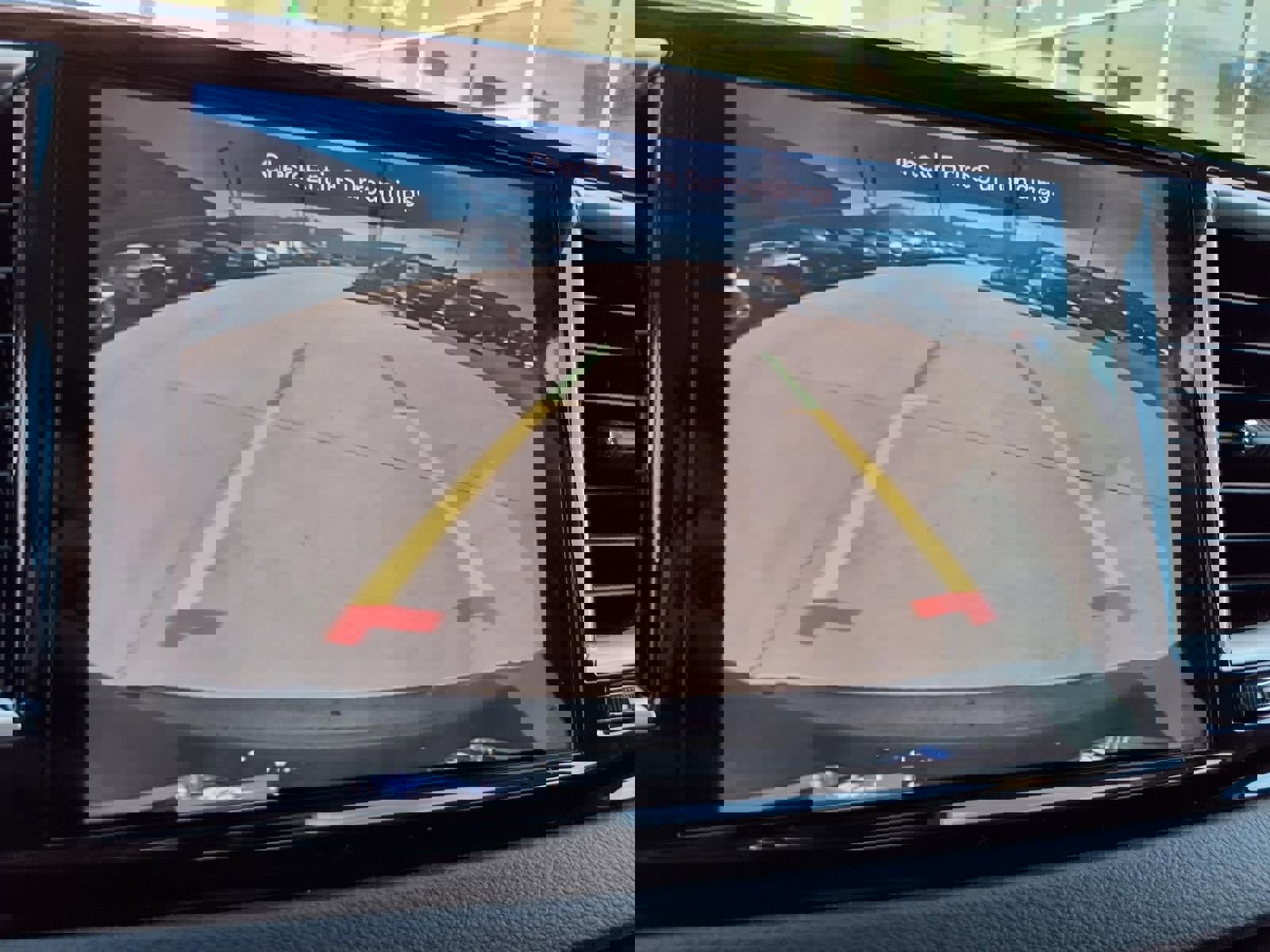 Used 2024 Chrysler Pacifica Touring-L image 19