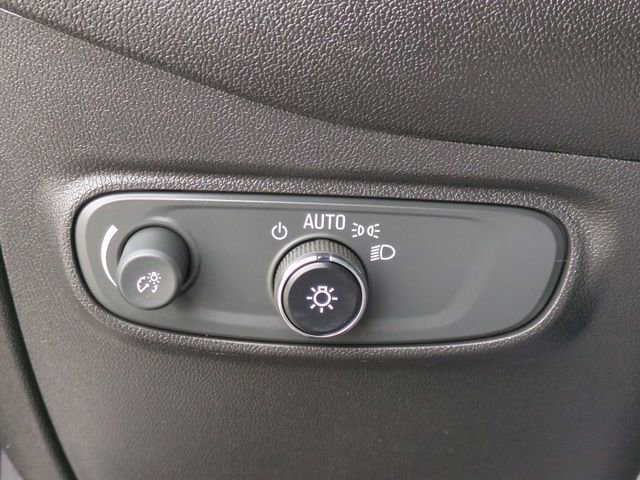 Certified 2023 Chevrolet Equinox LS w/ LS Convenience Package AWD/4WD image 18