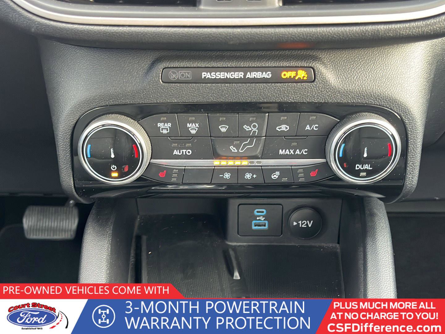 Used 2022 Ford Escape SEL w/ Technology Package image 18