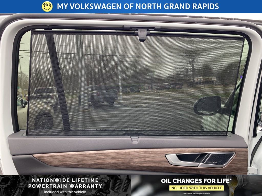 New 2026 Volkswagen Atlas SEL Premium R-Line image 18