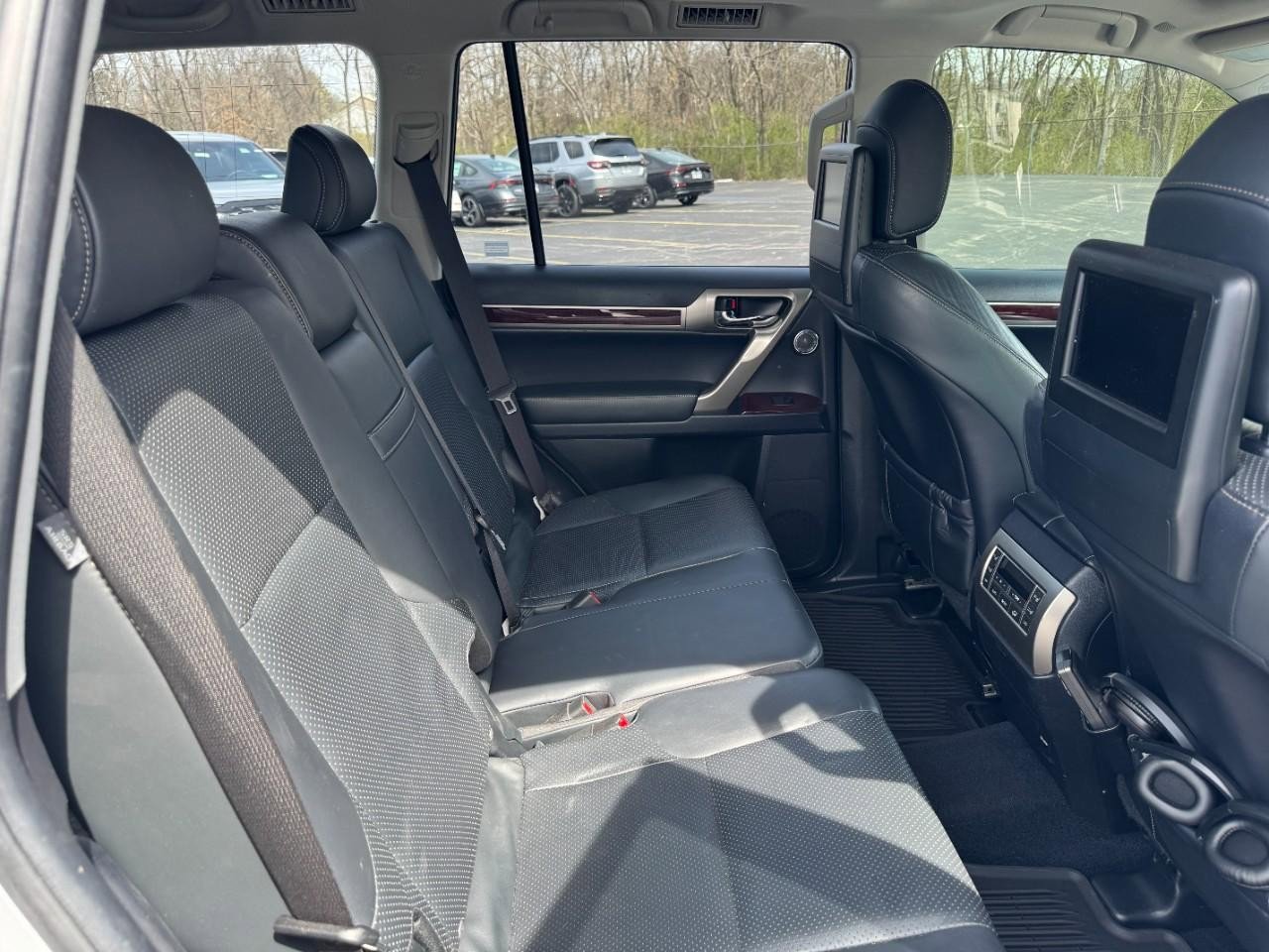 Used 2019 Lexus GX 460 Luxury AWD/4WD image 11