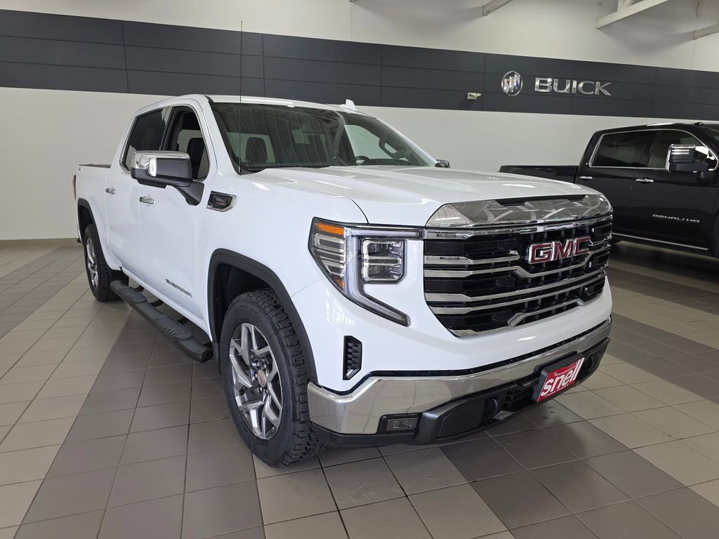 Used 2023 GMC Sierra 1500 SLT w/ X31 Off-Road Package AWD/4WD image 8