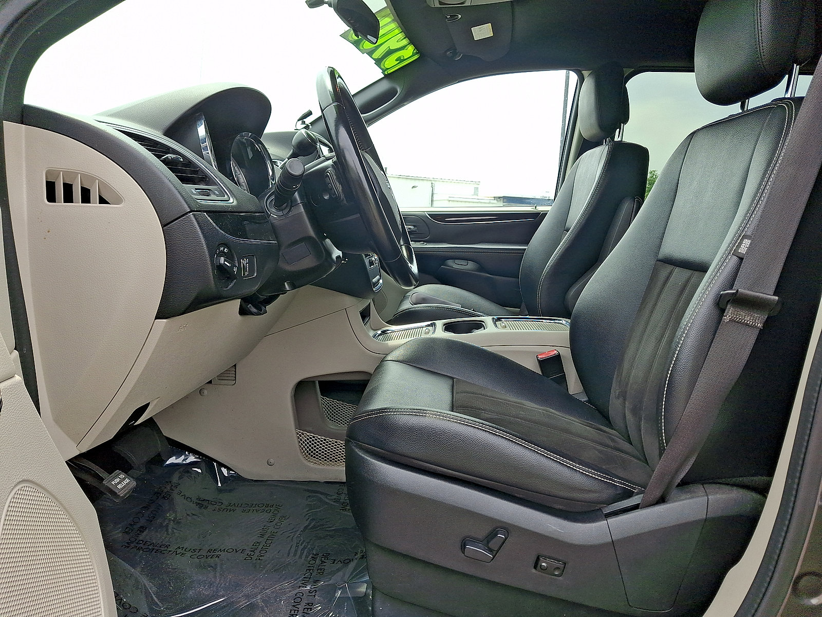 Used 2020 Dodge Grand Caravan SXT FWD video 3