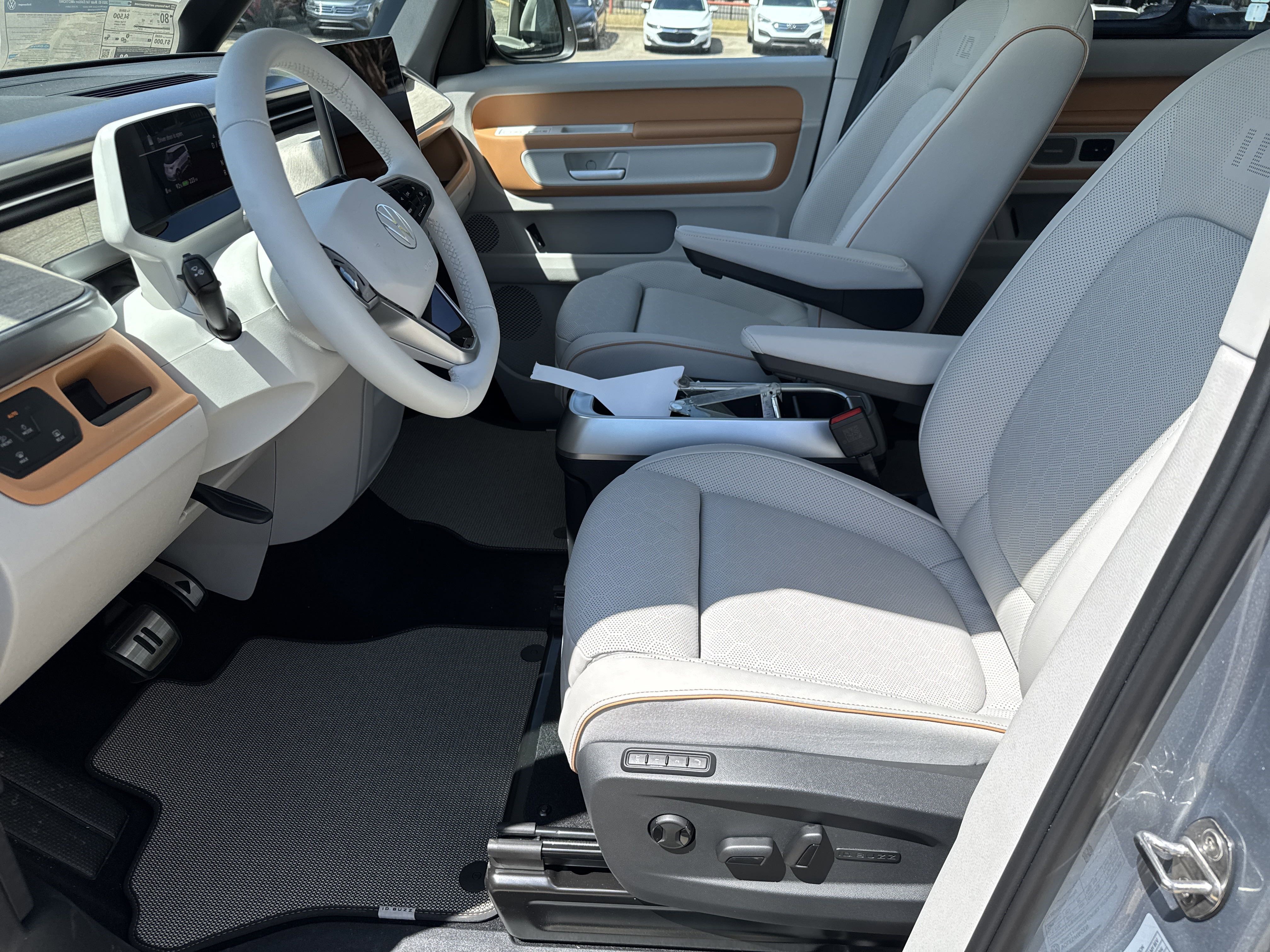 New 2025 Volkswagen ID. Buzz 1st Edition image 5