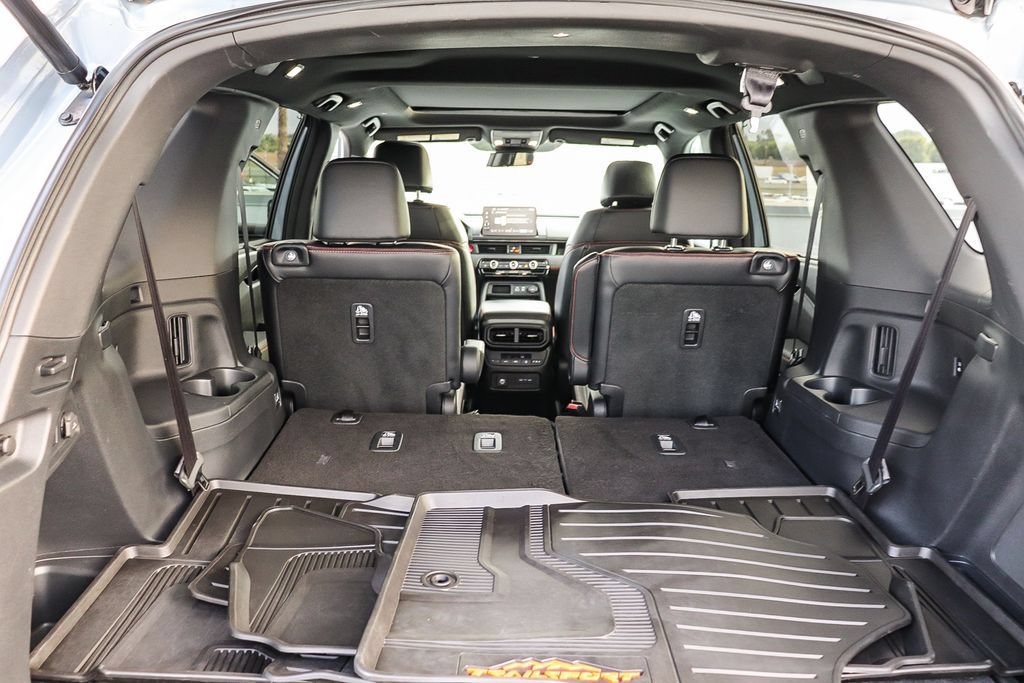 Used 2024 Honda Pilot TrailSport image 31