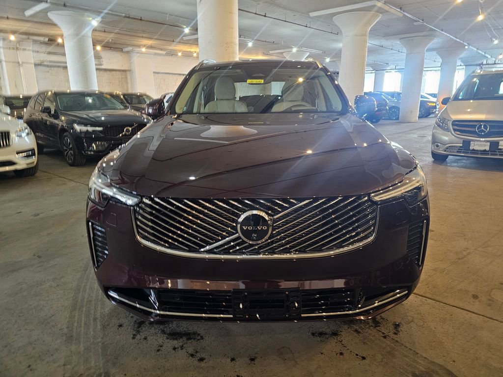 Certified 2025 Volvo XC90 T8 Ultra image 6