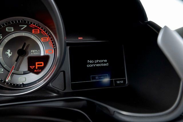 Certified 2019 Ferrari Portofino image 35