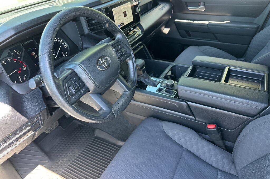 Used 2025 Toyota Tundra SR5 w/ SR5 Convenience Package AWD/4WD image 10