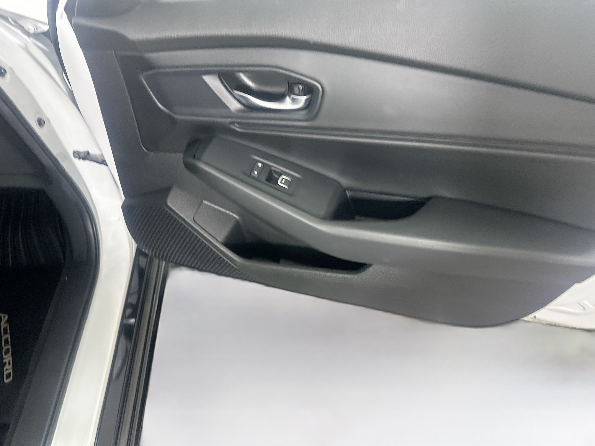Used 2024 Honda Accord EX-L image 29