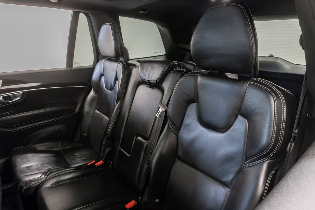 Used 2018 Volvo XC90 T6 Momentum w/ Convenience Package AWD/4WD image 25