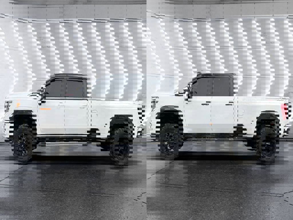 Used 2021 GMC Sierra 3500 Denali w/ Denali Ultimate Package image 3