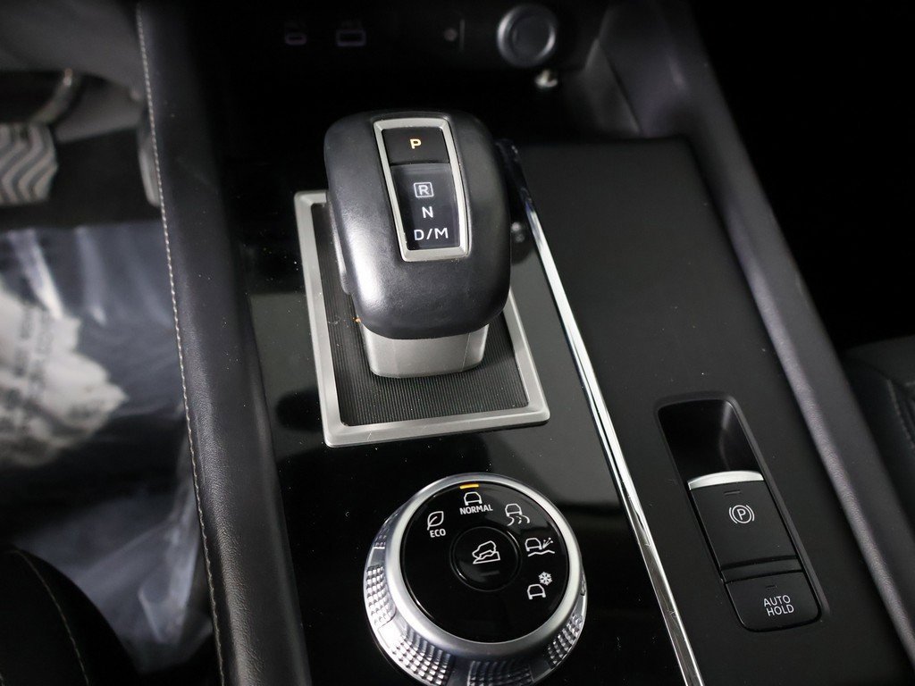 Used 2024 Mitsubishi Outlander SE image 50