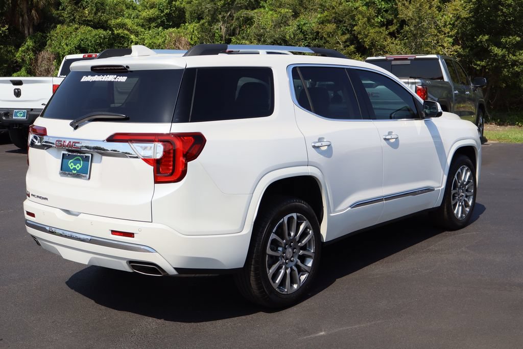 Certified 2023 GMC Acadia Denali w/ Denali Ultimate Package FWD image 9