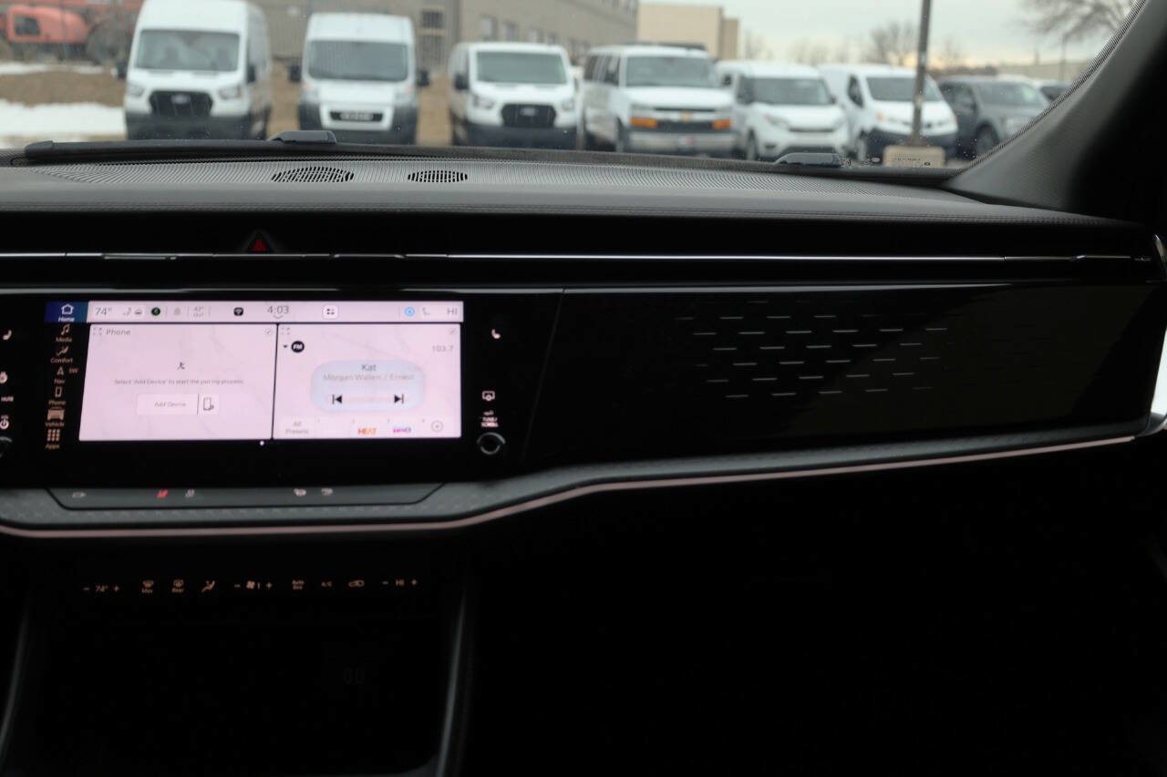 Used 2025 Jeep Wagoneer S Limited image 23