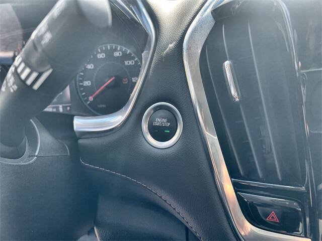 Used 2021 Chevrolet Traverse LS FWD image 15