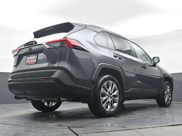 Certified 2023 Toyota RAV4 XLE Premium AWD/4WD image 39