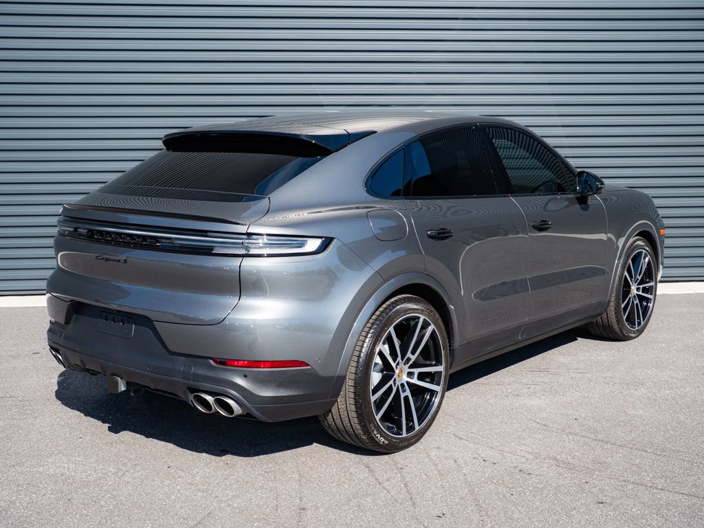 Used 2024 Porsche Cayenne S image 30