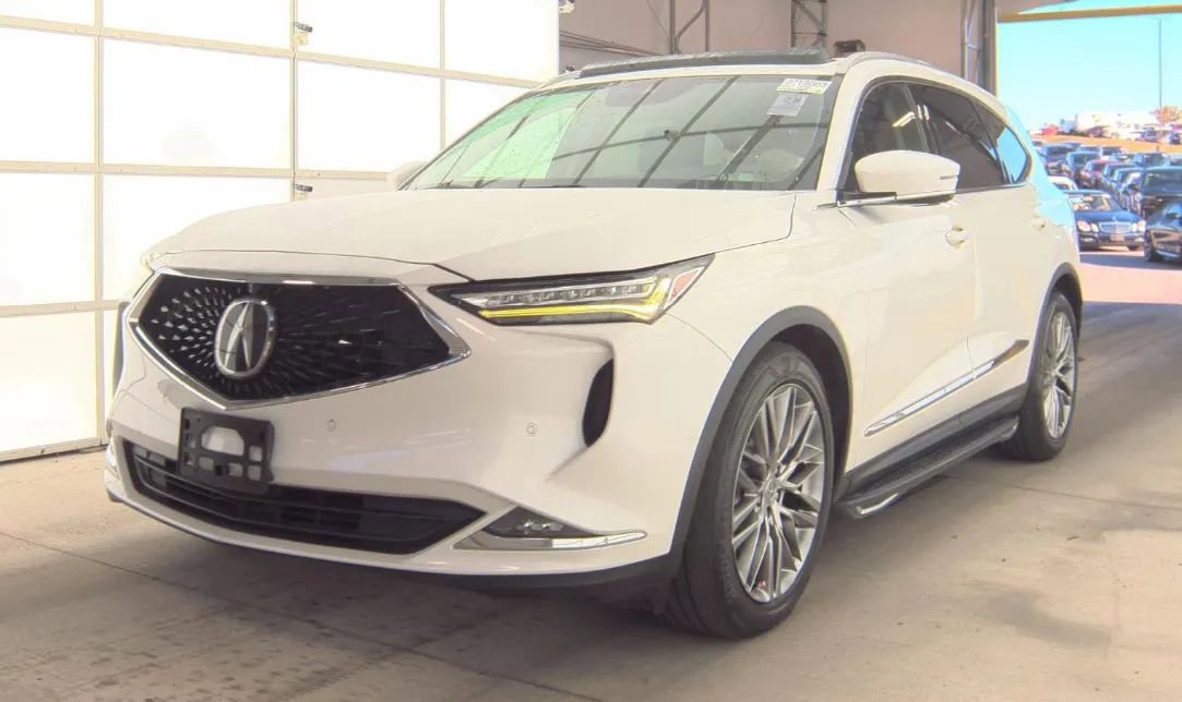 Used 2022 Acura MDX SH-AWD w/ Advance Package image 3